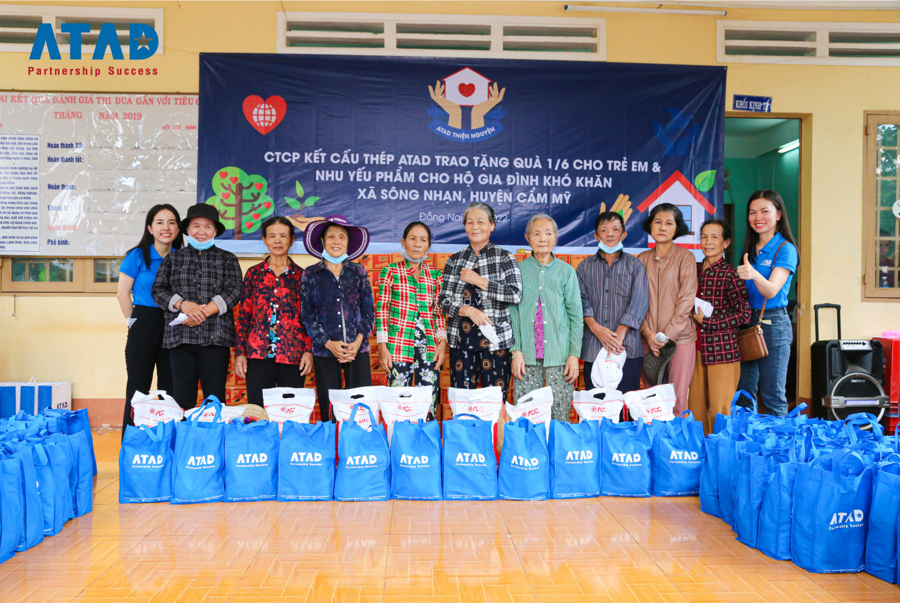 ATAD Presented Gifts For Children On International Children’s Day 1/6 & Necessities For Underprivileged Households Living In Song Nhan Village, Dong Nai Province 3
