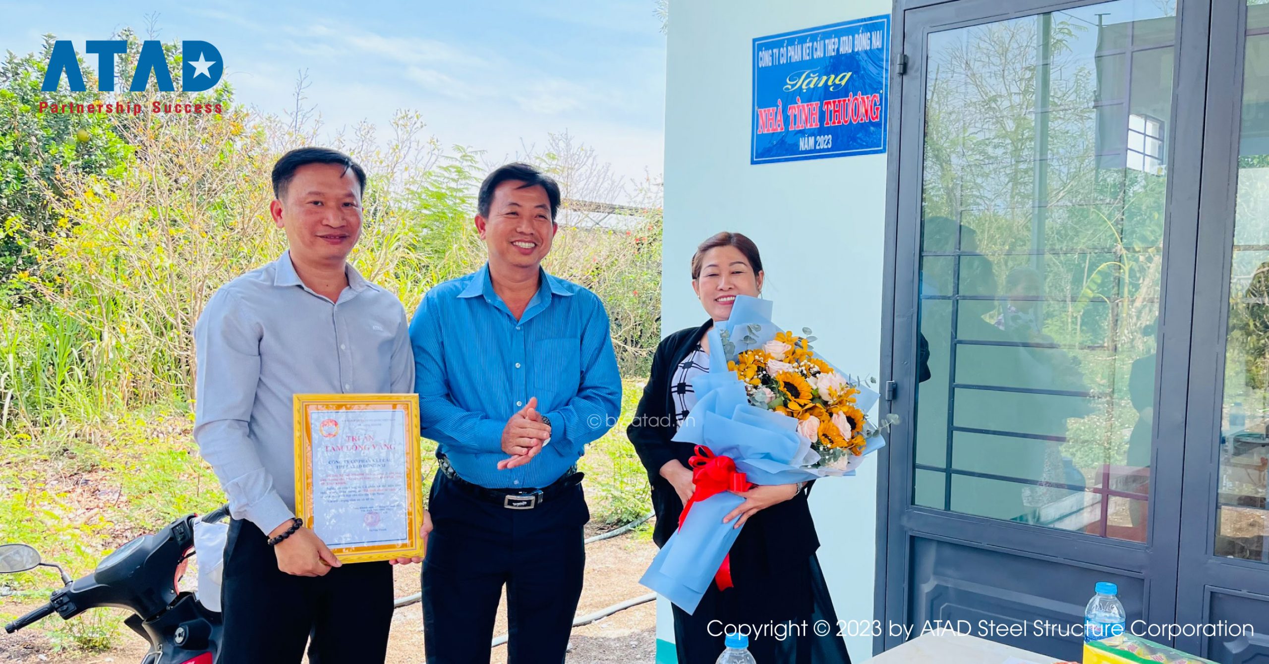 ATAD presented houses to families in difficult circumstances in Long Khanh city, Dong Nai province