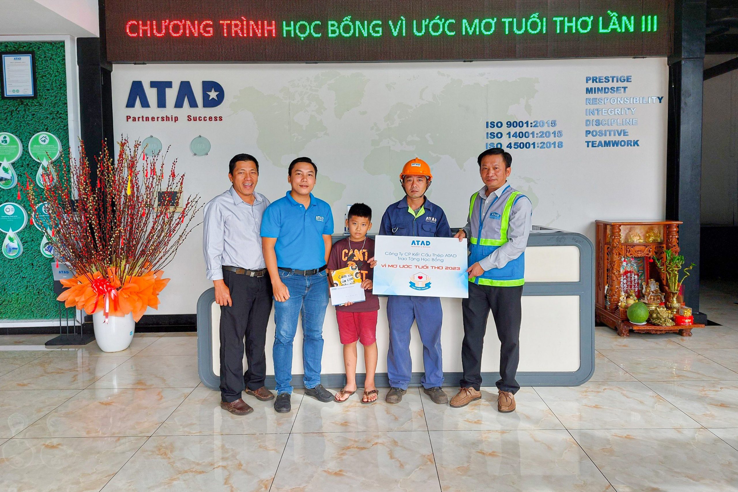 Presented Scholarships to Employees' Children in Need at ATAD Factories