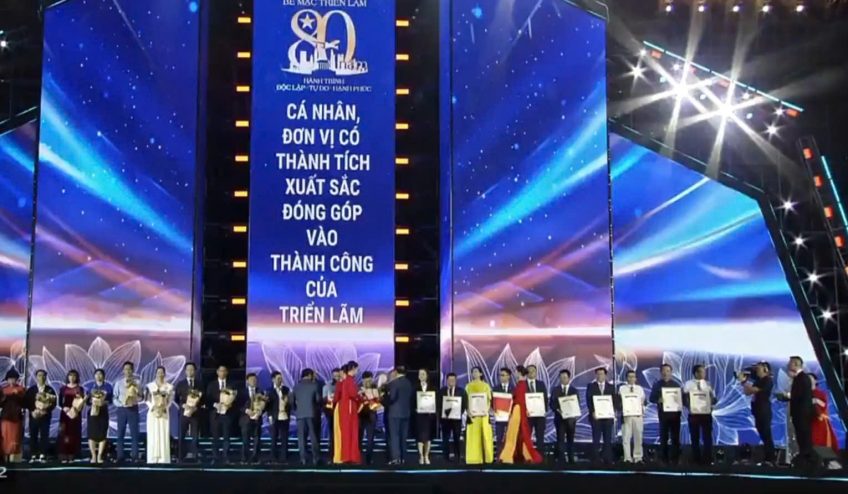 atad-nhan-giai-khong-gian-trung-bay-tieu-bieu-tai-trien-lam-80-nam-thanh-tuu-dat-nuoc