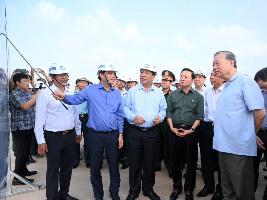 tong-bi-thu-to-lam-tham-du-an-san-bay-quoc-te-long-thanh-xem-tien-do