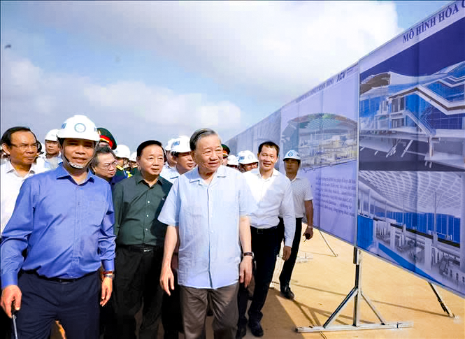 tong-bi-thu-to-lam-tham-du-an-san-bay-quoc-te-long-thanh-xem-cap-nhat-tien-do