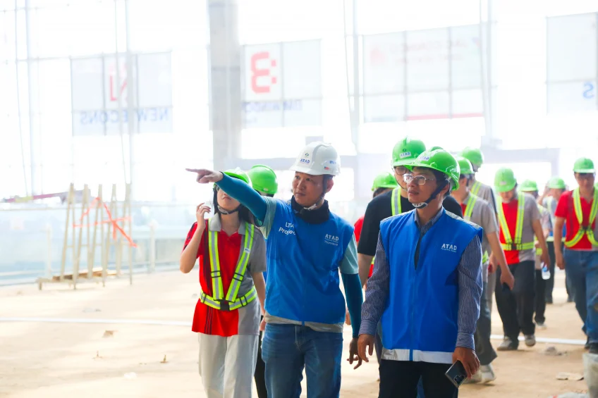 atad-dan-doan-xem-he-thong-ket-cau-thep-tai-san-bay-long-thanh