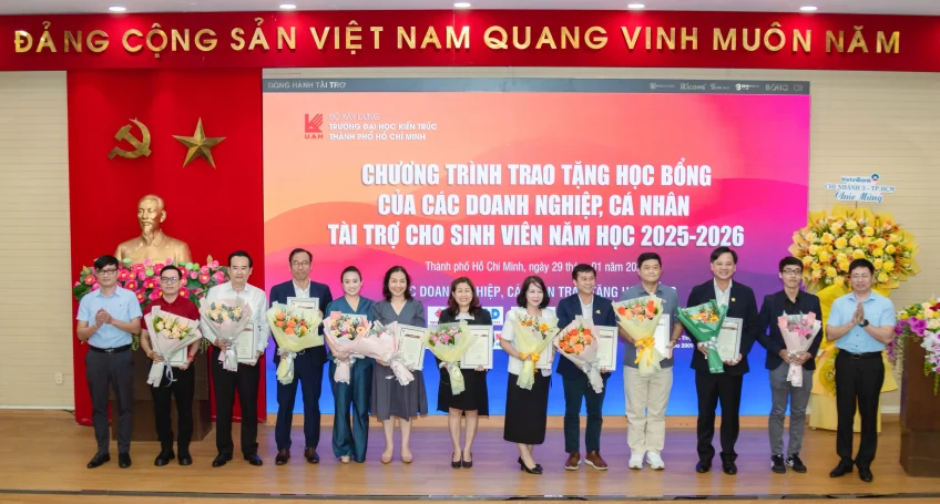 truong-dai-hoc-kien-truc-tang-hoa-luu-niem-cho-atad