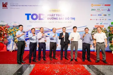 dai-dien-atad-cung-dai-dien-bo-xay-dung-va-lanh-dao-truong-kien-truc-nang-ly-khai-mac-hoi-thao