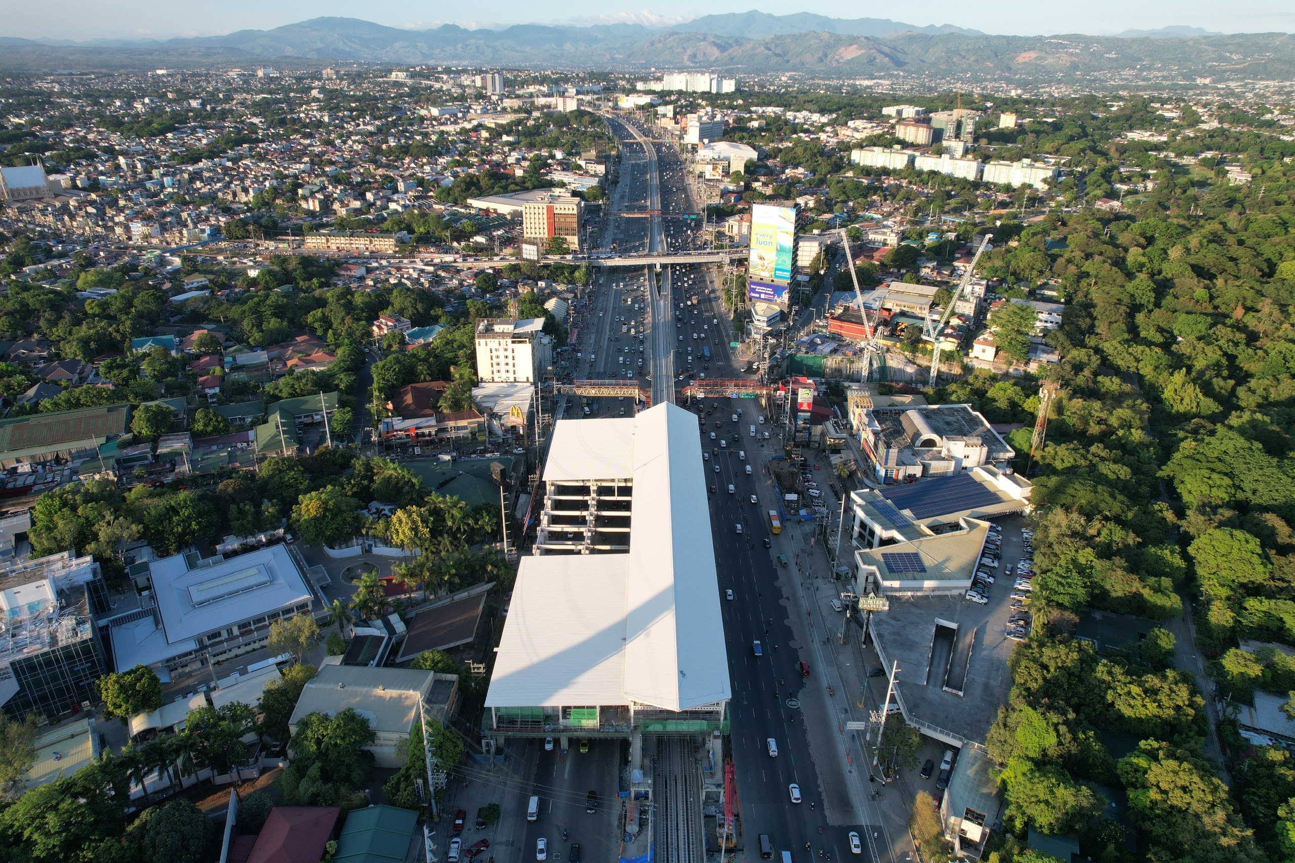 Metro MRT 7 Nhà Ga 1,2,3,4,5,8,9,10