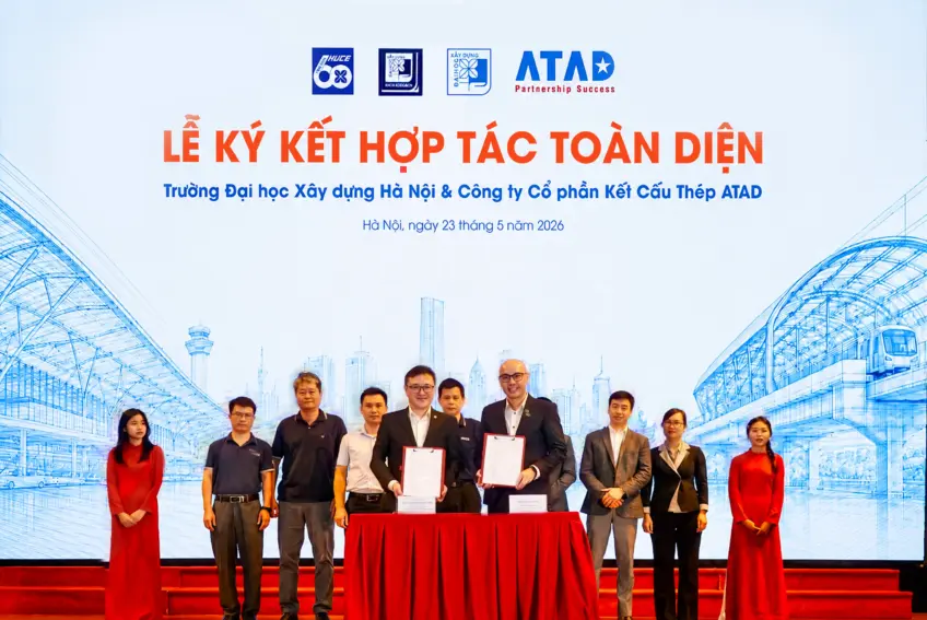 dai-dien-atad-cung-ban-lanh-dao-nha-truong-thuc-hien-ky-ket-bien-ban-ghi-nho-hop-tac