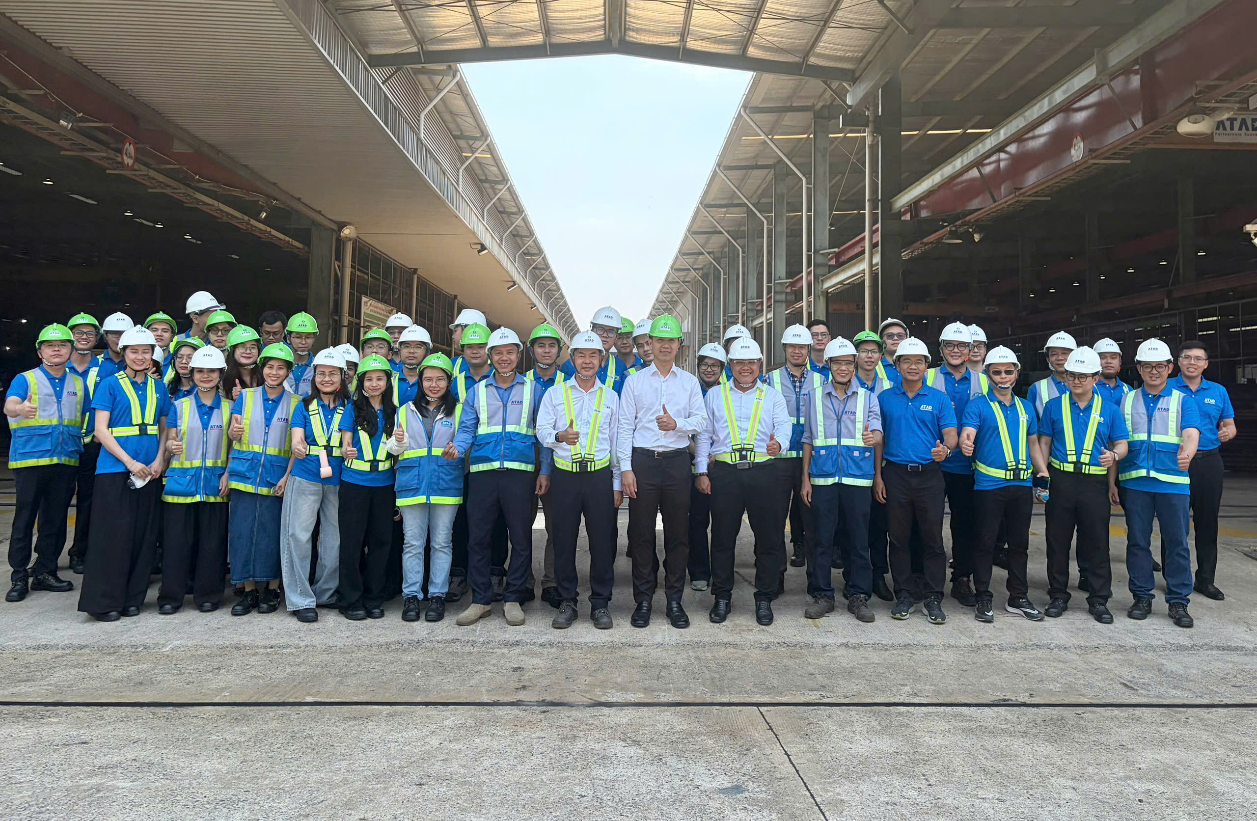 chuong-trinh-dao-tao-truc-tiep-tai-van-phong-va-nha-may-atad
